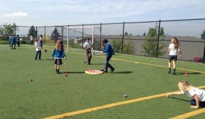 Collingwood School West Vancouver junior golf in Class 西温在校青少年儿童高尔夫球培训
